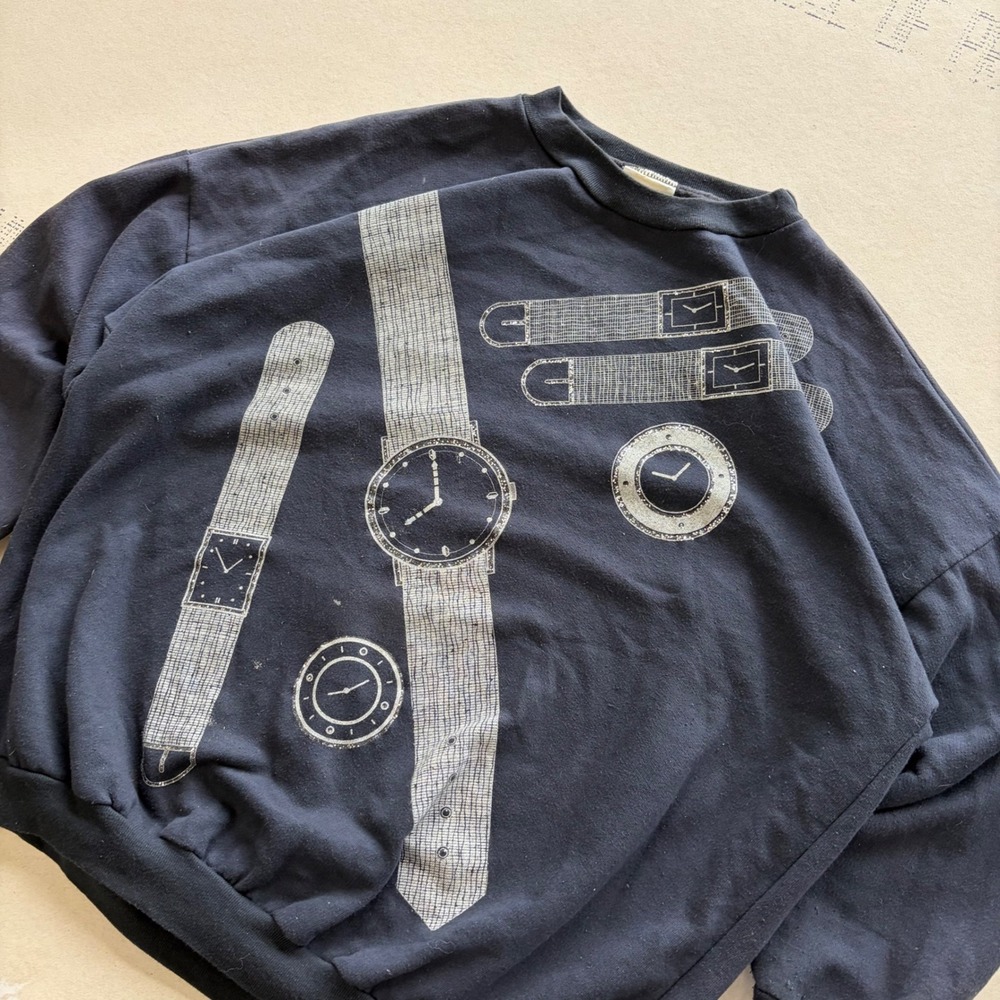 Vintage Big Apple Connection Watch Graphic Sweatshirt Crewneck Black
